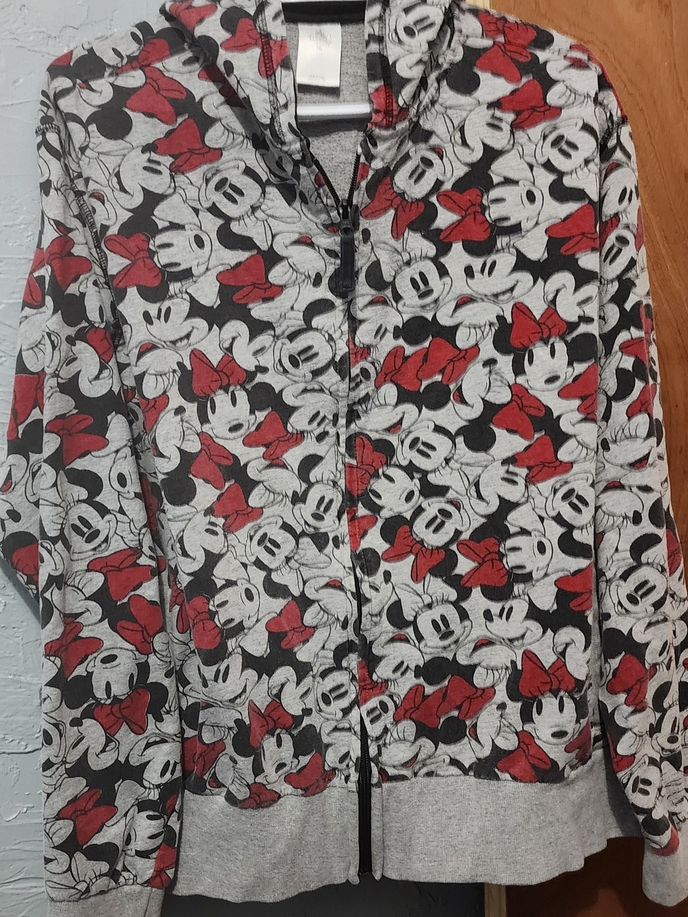 Disney Gray and Red Minnie Mouse Zip Hoodie SZ 2X Vintage Style